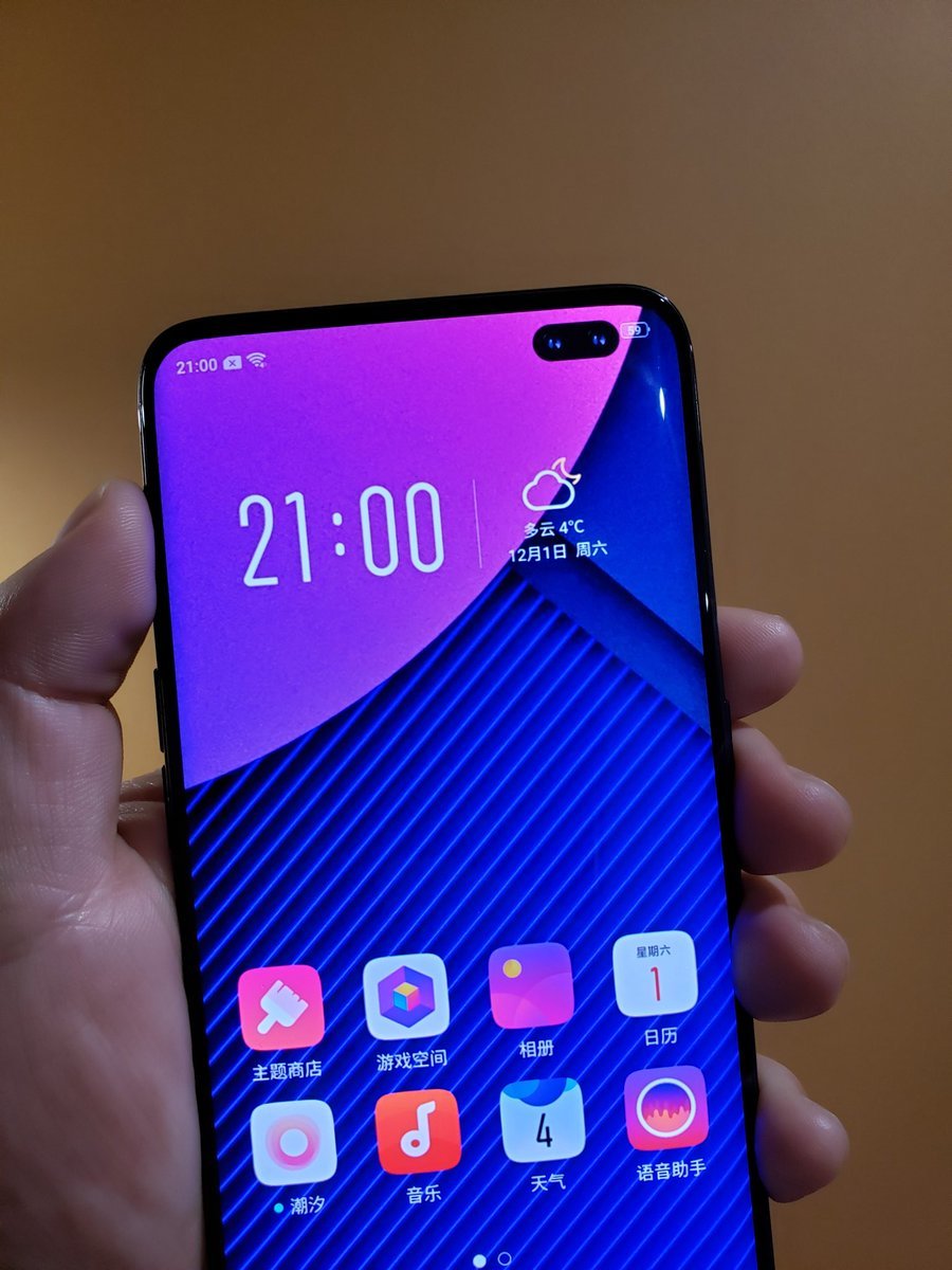 Samsung Galaxy S10 Mockups with Dual Front Camera Appeared Online | Galaxy-S10-design-mockups